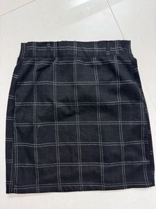 Plaid mini skirt💗