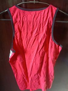 Trendy Graphic Print Inner vest