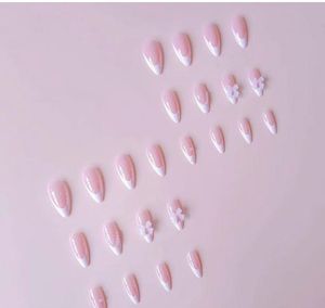 press on nails