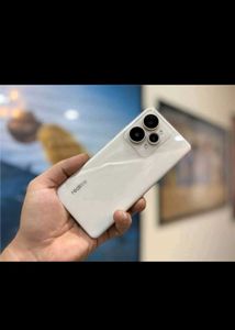 Realme 15 5g (storage 256gb, ram 8gb )7000mah batt