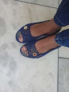 Sandle