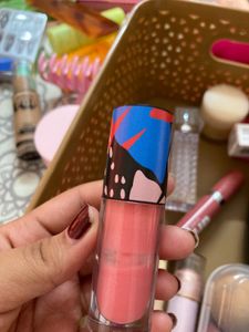 KIRO Lipstick