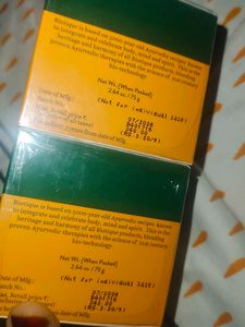 Biotique Tan Removal Brightening&amp;Revitalizing Face