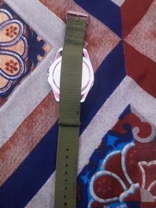Laurels Olive Green Quartz Watch