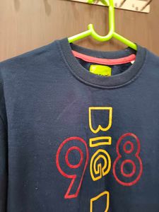 Sweatshirt For Mens ( Medium) Size