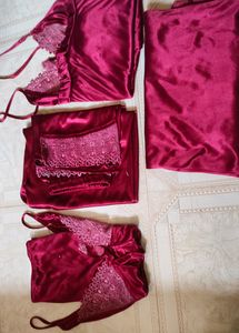 Night Wear Uesd Hai 4 Pcs