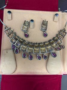 Elegant Ruby &amp; Pearl Necklace Set artificial