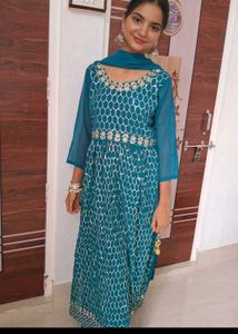 Teal Geometric Embroidered Salwar Kameez