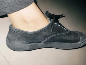 Dheeraj School Shoes