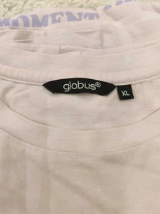 Globus Graphic T-Shirt