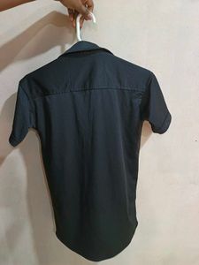 🔥 Sleek Black Half-Sleeve Shirt, Trendsetter✅