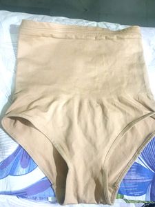 New MAX nude Corset Size L, Stretchable Bodyshaper