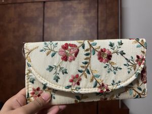 Embroidery Wallet!!