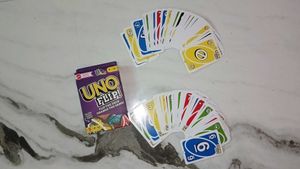 UNO FLIP! Card Game