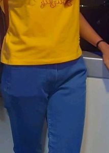 Blue Denim Jeans capri