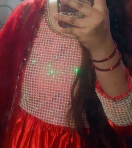 handmade Red gawen without duptta