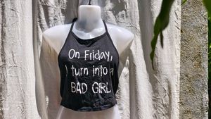 20J. CUTE Y2K TOP