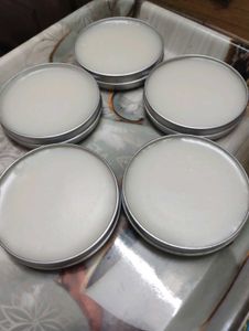 Homemade Crack heal balm