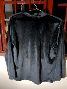 Korean Velvet Shirt....46 Cm Bust