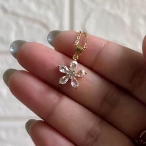 Flower Crystal Pendant Necklace