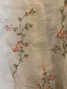 Kurta With Embroidery And Lining