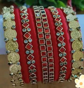 lakshmi kasullu Bangles