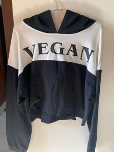 Vegan Graphic Hoodie crop