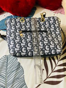 Black Slingbag 👛😍