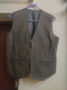 Men&#39;s Coat With Koti and Tie