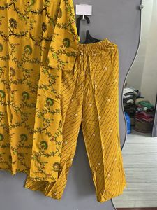 Yellow Printed Kurta Set (XL)