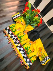 Digital Print Blouse 💛