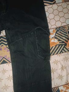 Black Cargo Jeans