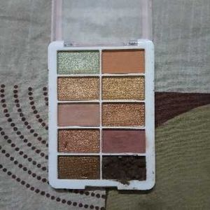 Mars Eyeshadow Palette