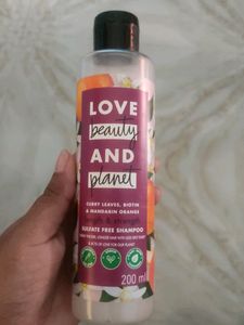 LOVE BEAUTY & PLANET curry Leaves Shampoo💫