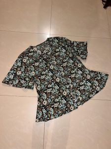Green Flower Top