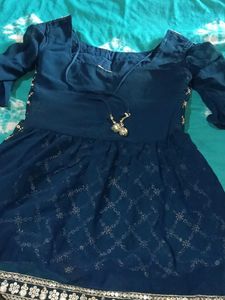 Elegant Blue Embellished Kurta