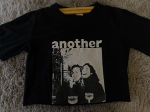 URBANIC Y2K Black Graphic Tee
