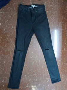 Black High Waist Skinny Jeans with Ripped Knees –