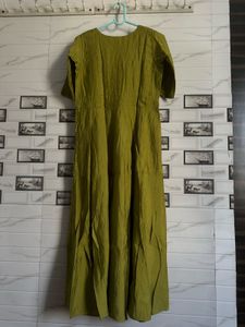 Elegant Green Ethnic Gown