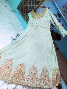 2 Kurta Jorjet ,2 Cotton Frock