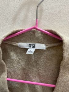 UNIQLO Sweater
