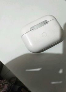 Touch Screen Earbuds Good Condition Working