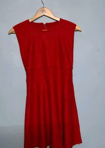 Red Sleeveless Casual Dress