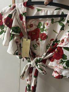 Berrylush Floral Top- New