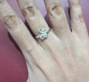 Elegant pure silver ring