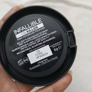 L&#39;Oreal Infallible Full Wear Concealer &amp; Powder
