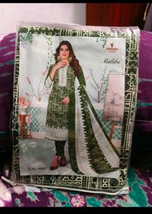 2 Dress Maroon And Green 💚 ♥️