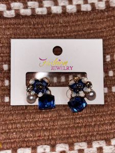 Pack of 4 earrings