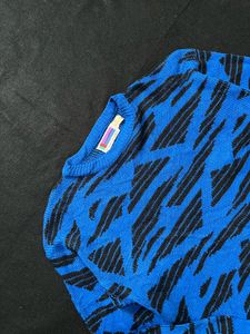 90’s Vintage Sweater Grab Fast