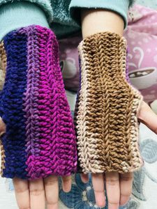 Handmade Woolen Gloves